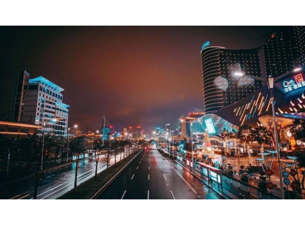 广场照明灯光的作用